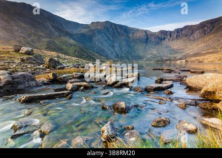 Mattina a Llyn Idwal a Snowdonia, Galles. Foto Stock