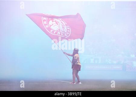 24 giugno 2023, Harrison, NJ, Stati Uniti d'America: Fan dei New York Red Bulls durante la partita contro l'Atlanta United by Major League Soccer alla Red Bull Arena il 24 giugno 2023 a Harrison, New Jersey. (Immagine di credito: © William Volcov/ZUMA Press Wire) Foto Stock