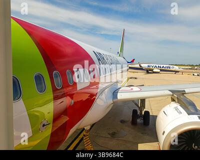 22 aprile 2023, Lisbona, Lisbona, Portogallo: Aeroporto (Credit Image: © Alessio De Marco/ZUMA Press Wire) Foto Stock