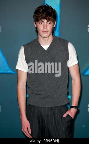 4 dicembre 2022, Londra, Regno Unito: Jack Champion partecipa al servizio fotografico "Avatar: The Way of Water" al Corinthia London di Londra, Inghilterra. (Immagine di credito: © Fred Duval/SOPA Images via ZUMA Press Wire) Foto Stock