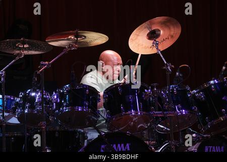 Billy Cobham si esibisce al Cheltenham Jazz Festival, Regno Unito. 3 maggio 2025 Foto Stock