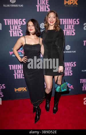 New York, Stati Uniti. 8 maggio 2025. Kayla Hall e Lauren Hall assistono alla prima mondiale della MPX 'Things Like This' all'AMC Lincoln Square 13 a New York, New York, USA, l'8 maggio 2025. (Foto di Thenews2/NurPhoto) crediti: NurPhoto SRL/Alamy Live News Foto Stock