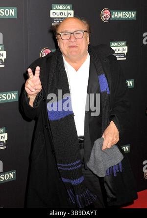Danny DeVito riceve il Premio volta per la carriera mentre partecipa a una proiezione speciale di "War of the Roses" durante il Dublin International Film Festival al Savoy Cinema in Irlanda - 22 febbraio 2013 Foto Stock