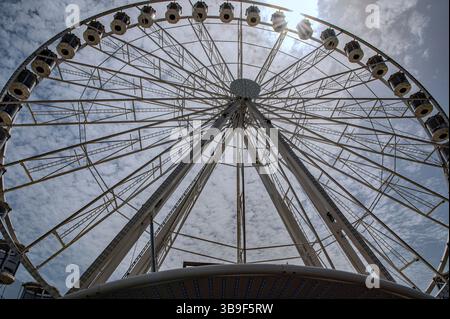Ruota panoramica retroilluminata Foto Stock