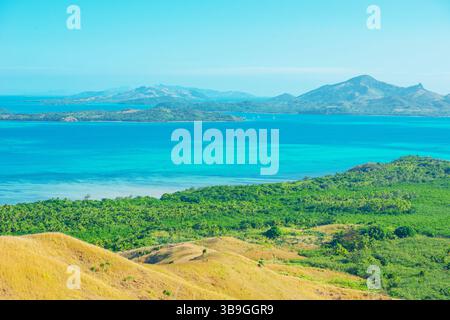 Isola di Nacula e isola Nanuya Lailai, vista dall'alto, isole Yasawa, Figi Foto Stock