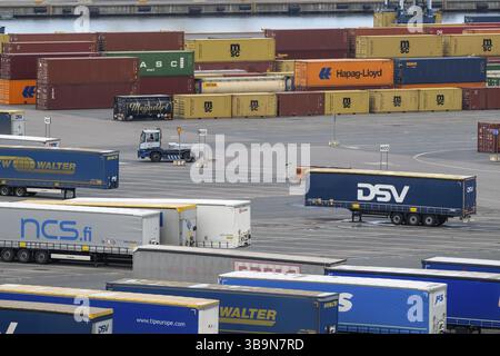 Impianto portuale, caricamento container, Helsinki, Finlandia, Europa Foto Stock