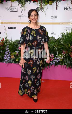 Ilknur Boyraz bei der 75. Verleihung des Deutschen Filmpreises 2025 im Theater am Potsdamer Platz. Berlino, 09.05.2025 *** Ilknur Boyraz alla 75a cerimonia del German Film Award 2025 al Theater am Potsdamer Platz Berlin, 09 05 2025 foto:XF.xKernx/xFuturexImagex filmpreis 6404 Foto Stock