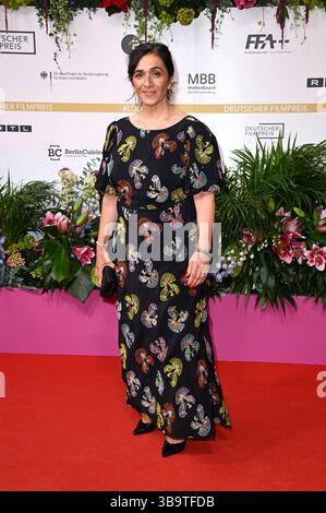 Ilknur Boyraz bei der 75. Verleihung des Deutschen Filmpreises 2025 im Theater am Potsdamer Platz. Berlino, 09.05.2025 *** Ilknur Boyraz alla 75a cerimonia del German Film Award 2025 al Theater am Potsdamer Platz Berlin, 09 05 2025 foto:XF.xKernx/xFuturexImagex filmpreis 6405 Foto Stock