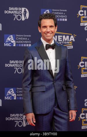 ITA: 70° David di Donatello - Red Carpet Roma, Italia - 7 maggio 2025: Mika partecipa al Red carpet durante il 70° David di Donatello ai Cinecitta Studios. Roma RM Italia Copyright: XGennaroxLeonardix Foto Stock