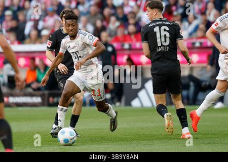 Kingsley Coman (FC Bayern Muenchen, 11), 10.05.2025, Fussball, 1. Bundesliga, FC Bayern München - Borussia Mönchengladbach, GER, München, Allianz Arena. LE NORMATIVE DFL VIETANO QUALSIASI UTILIZZO DI FOTOGRAFIE COME SEQUENZE DI IMMAGINI E/O QUASI-VIDEO. Foto Stock