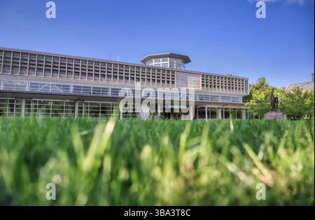 St. Louis, Missouri - 08.22.2022 - la biblioteca John M. Olin sul Danforth Campus della Washington University a St. Louis Foto Stock