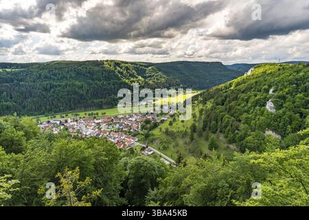 Bella escursione nella valle del Danubio vicino a Barenthal Foto Stock