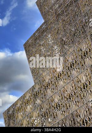 Washington, D.C. - 14 ottobre 2021: Il National Museum of African American History and Culture dello Smithsonian presso il National Mall Foto Stock