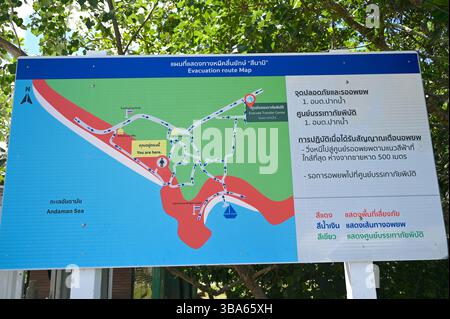 Percorso di evacuazione dello tsunami a Pak Bara Thailandia. Foto Stock