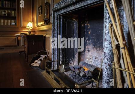 Interno dell'antico castello di Avebury del XVI secolo ad Avebury Inghilterra regno unito Foto Stock