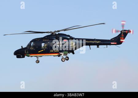 Elicottero Westland Sea Lynx Mk.88A della Marina tedesca in speciale 100 anni di livrea per l'anniversario dell'aviazione navale Foto Stock