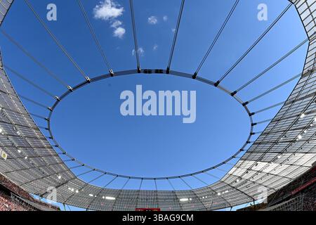 Leverkusen, Germania. 11 maggio 2025. Fussball; Spieltag 33; 1. Bundesliga; Saison 2024/2025; Bayer Leverkusen gegen Borussia Dortmund AM 11.05.2025 a Leverkusen. UBz: Übersicht BayArena. Credito: dpa/Alamy Live News Foto Stock