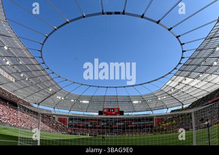 Leverkusen, Germania. 11 maggio 2025. Fussball; Spieltag 33; 1. Bundesliga; Saison 2024/2025; Bayer Leverkusen gegen Borussia Dortmund AM 11.05.2025 a Leverkusen. UBz: Übersicht BayArena. Credito: dpa/Alamy Live News Foto Stock