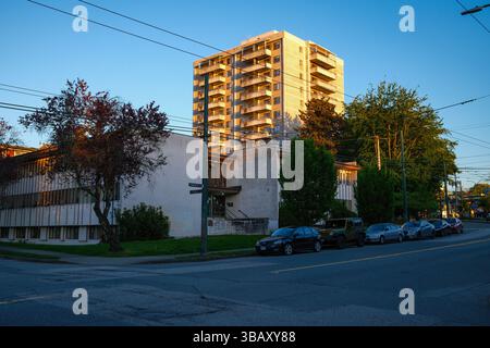 Un appartamento lungo Commercial Drive a Vancouver, British Columbia. Foto Stock