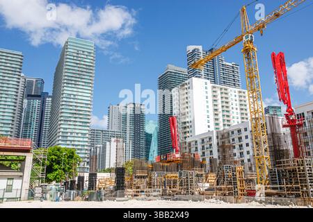 Miami Florida, Brickell Financial District, SW 2nd Avenue, sviluppo economico, Mercedes Benz Place, blocco cittadino in costruzione, costruzione cran Foto Stock
