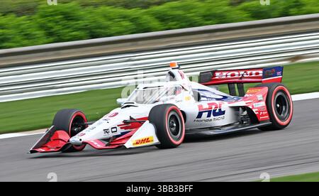 Il pilota IndyCar Alex Palou guida il campo al Children's of Alabama Indy Grand Prix il 4 maggio 2025 a Birmingham, Alabama (Mitch White/Image of Sport). Foto Stock