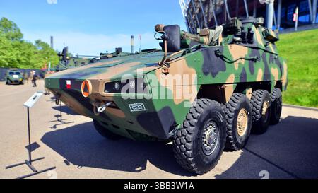Varsavia, Polonia. 7 maggio 2025. Mortaio autoelica da 120 mm Rak alla mostra sulle attrezzature militari Defence24. Foto Stock