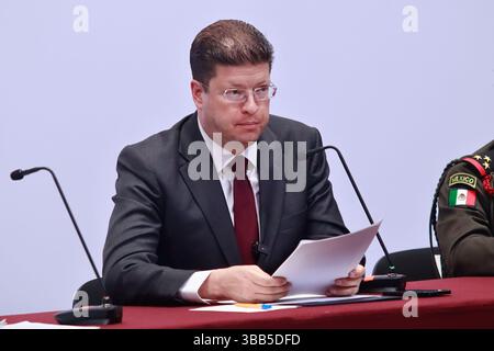 Città del Messico, Messico. 14 maggio 2025. Il Segretario per la sicurezza dei cittadini di città del Messico, Pablo Vazquez Camacho parla durante il rapporto mensile sulla sicurezza del governo di città del Messico nel vecchio palazzo del municipio. Il 14 maggio 2025 a città del Messico, Messico. (Foto di Carlos Santiago/ Eyepix Group/Sipa USA) credito: SIPA USA/Alamy Live News Foto Stock