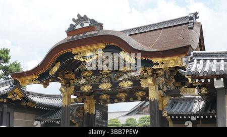 Castello Nijo, Kyoto, Giappone - storica residenza Samurai e sito patrimonio dell'umanità dell'UNESCO Foto Stock