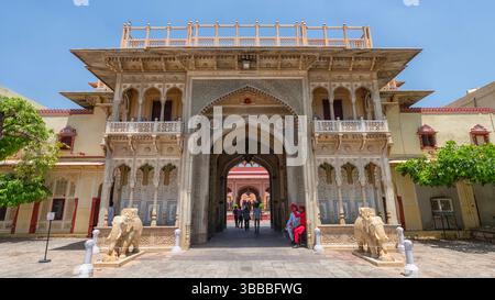 Architettura nel palazzo della città, Jaipur, Rajasthan, India Foto Stock