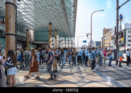 Osaka, Giappone, Chuo Ward, pedoni nelle strade centrali Foto Stock