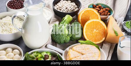 Alimenti ricchi di calcio. Dieta sana Foto Stock