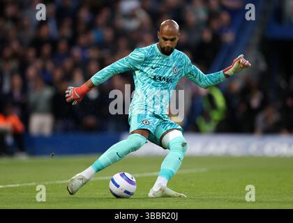 Londra, Regno Unito. 16 maggio 2025. Robert Sanchez del Chelsea durante la partita Chelsea vs Manchester United Premier League allo Stamford Bridge, Londra. Il credito per immagini dovrebbe essere: David Klein/Sportimage Credit: Sportimage Ltd/Alamy Live News Foto Stock