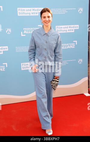 Aylin Tezel beim Empfang der Landesregierung Nordrhein-Westfalen, der Film- und Medienstiftung NRW und der Produktionsallianz anlässlich der 78. Internationalen Filmfestspiele von Cannes im Vilebrequin la Plage Ondine Restaurant & Beach Club. Cannes, 16.05.2025 Foto Stock