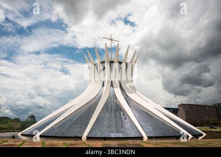 Cattedrale di Brasília di Oscar Niemeyer a Brasilia, Brasile Foto Stock