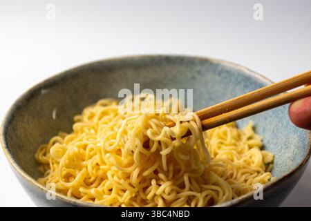 Tagliatelle asiatiche istantanee Foto Stock