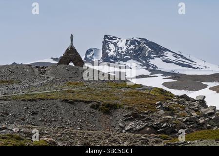 Monumento a la virgen de las nieves en Sierra Nevada, España Foto Stock