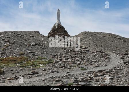 Monumento a la virgen de las nieves en Sierra Nevada, España Foto Stock