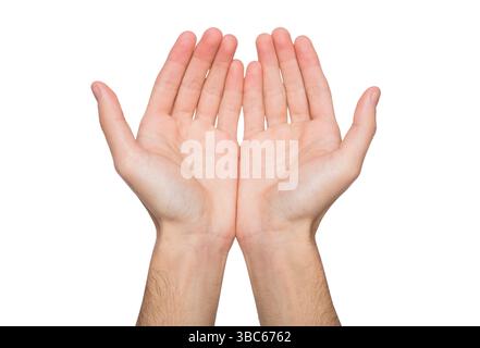 Uomo che tiene le mani in forma chiusa, ritaglio Foto Stock