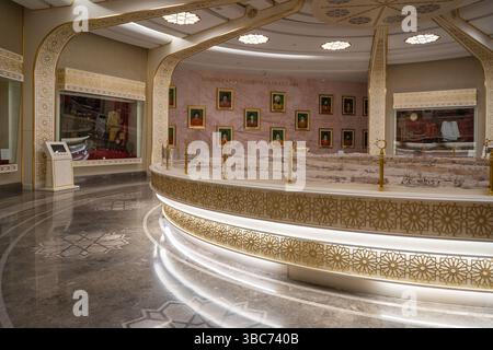 Ashgabat, Turkmenistan, il Museo 'santità della Patria', il complesso commemorativo dei monumenti 'MEMORIA DEL POPOLO' Foto Stock
