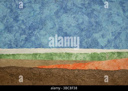 Paesaggio astratto creato con fogli colorati di carta corteccia di amata prodotta in Messico Foto Stock