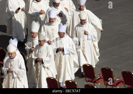 Vaticano, Vaticano. 19 maggio 2025. **NO LIBRI** Italia, Roma, Vaticano 2025/5/19 Papa Leone XIV riceve in udienza privata il Sig. James David Vance, Vice Presidente degli Stati Uniti d'America in Vaticano, fotografia di ANDREA COLARIETI / Catholic Press Photo Credit: Independent Photo Agency/Alamy Live News Foto Stock