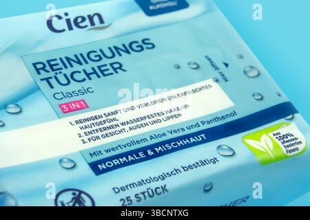 25 Reinigungstücher Classic von Cien Foto Stock