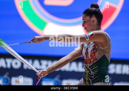 Torino, Italia. 17 maggio 2025. Gruppo italiano visto durante la Rhythmic Gymnastics FGI Final Six 2025 al Palasport Gianni Asti (ex Ruffini) credito: dpa/Alamy Live News Foto Stock