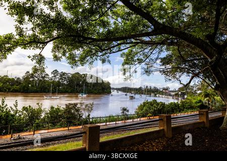 Vista del fiume Mary nella città costiera di Maryborough, Queensland, Australia Foto Stock