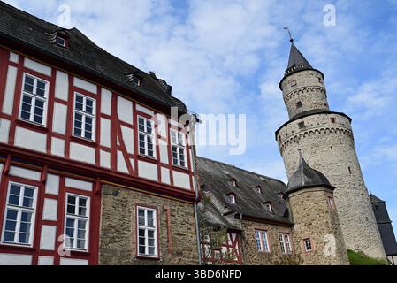 Casa in legno e torre delle streghe a Idstein, Germania Foto Stock