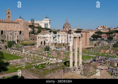 Vista panoramica del foro Romano di Roma, Italia Foto Stock