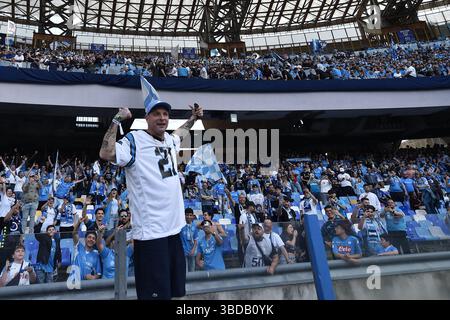 Napoli, Italia. 23 maggio 2025. Clementino durante la partita Seie A Enelive tra SSC Napoli e Cagliari calcio allo stadio Diego Armndo Maradona crediti: Agenzia fotografica indipendente/Alamy Live News Foto Stock