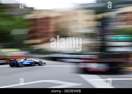 MONTE-CARLO, MONACO - 23 MAGGIO: Aleksandr Albon della Thailandia alla guida della (23) Atlassian Williams Racing FW47 Mercedes durante le prove in vista del Gran Premio di F1 di Monaco sul circuito di Monaco il 23 maggio 2025 a Monte-Carlo, Monaco. (Foto di Qian Jun/Paddocker) Foto Stock