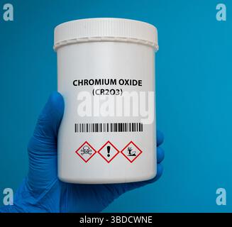 Ossido di cromo (Cr2O3). Pigmento verde utilizzato in vernici, rivestimenti e materiali refrattari. Foto Stock