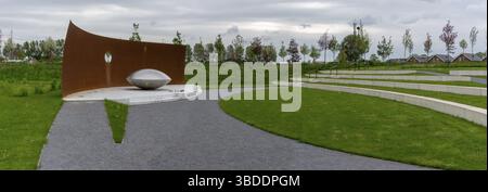 Vijfhuizen, Paesi Bassi - 20 maggio 2021: Una vista panoramica del Monumento Nazionale MH17 memoriale degli incidenti aerei a Vijfhuizen Foto Stock